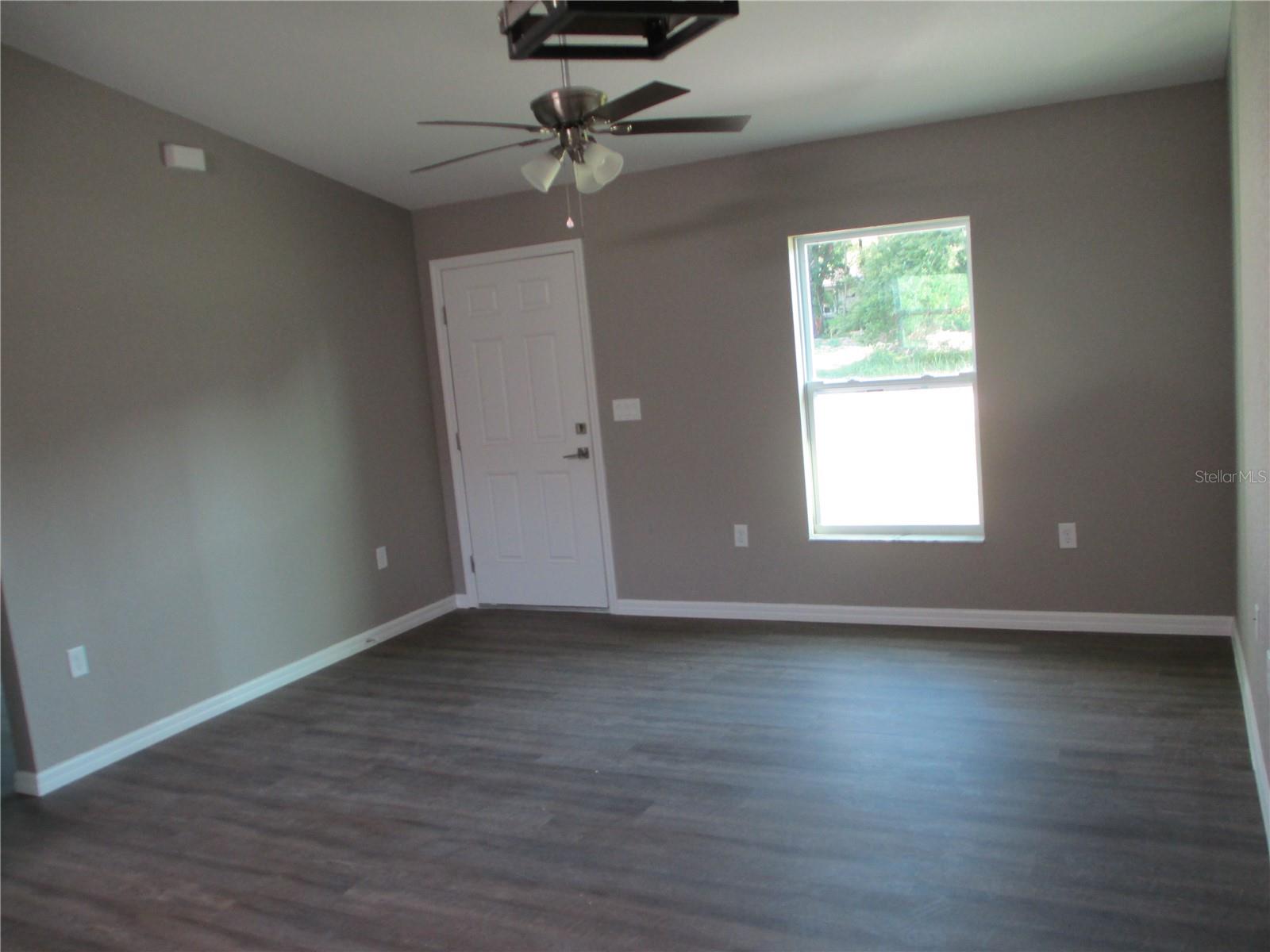 5762 Nw 5th St Property Photo 5