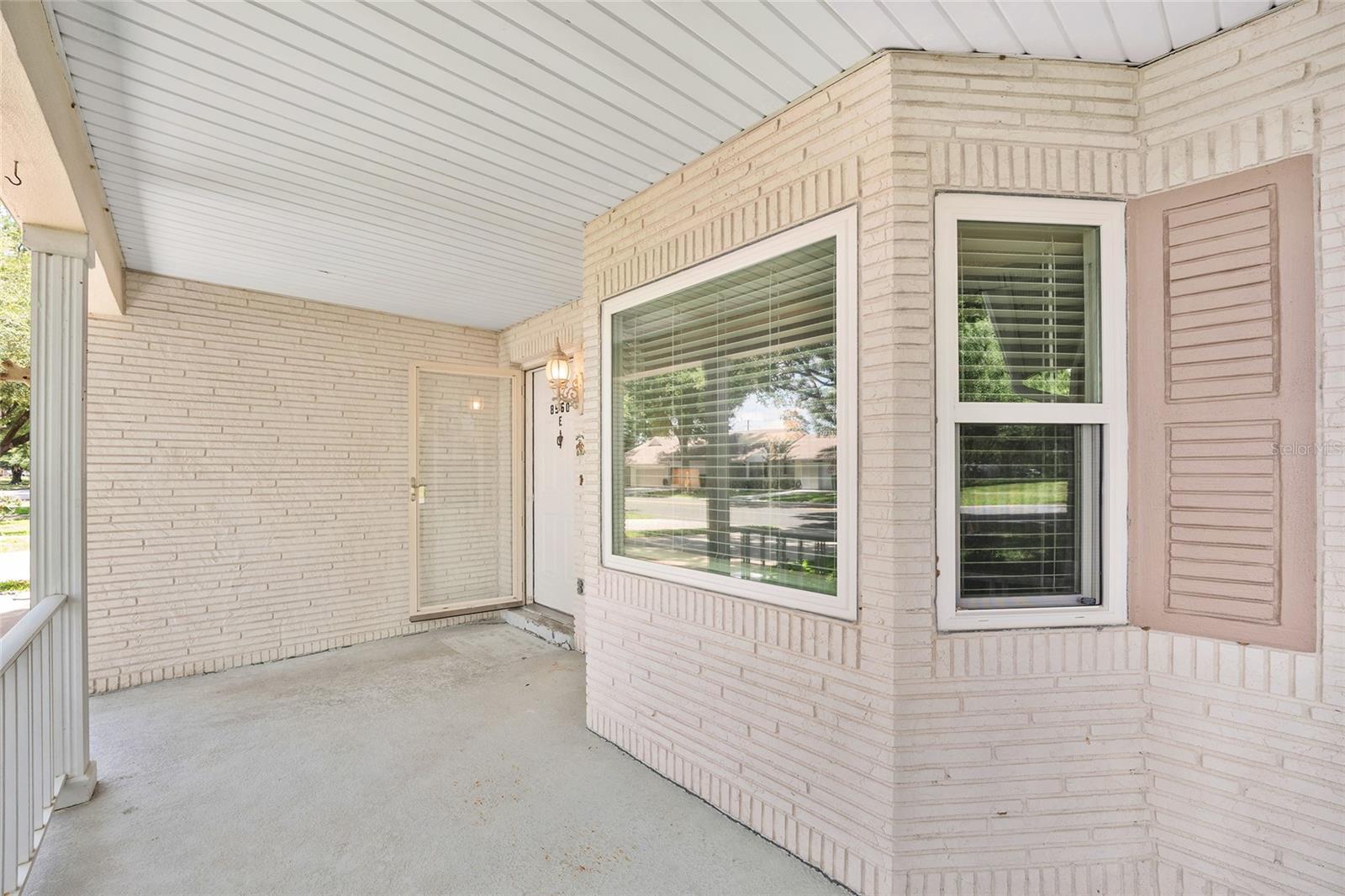 8560 Sw 90th St #e Property Photo 8
