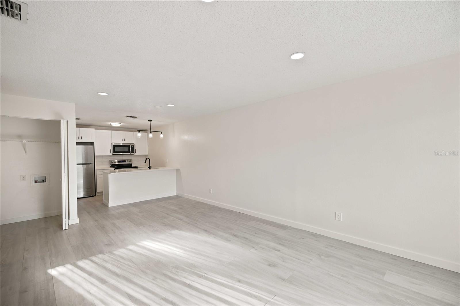 5395 Se 30th Pl #all Units Property Photo 3