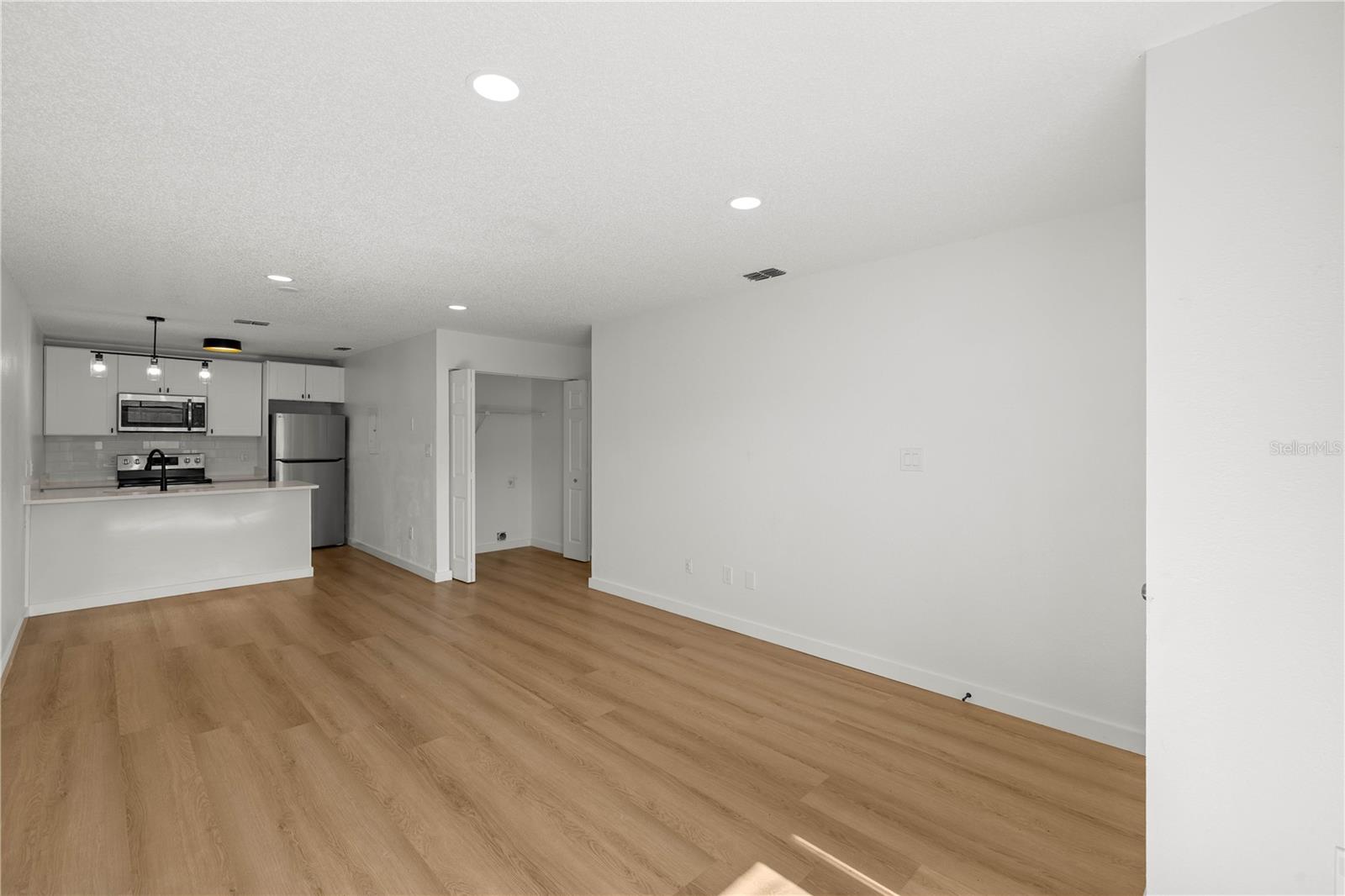 5395 Se 30th Pl #all Units Property Photo 18