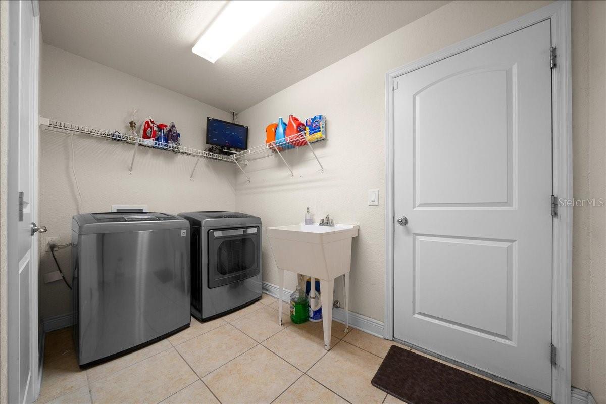 9870 Sw 55th Avenue Rd Property Photo 24