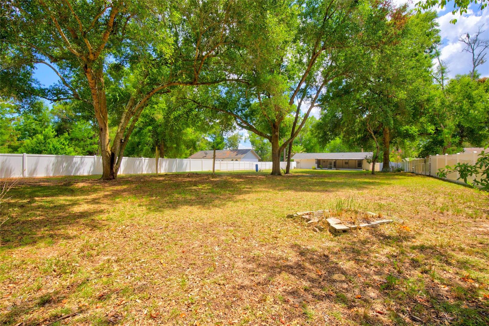 27 Cedar Trce Property Photo 12