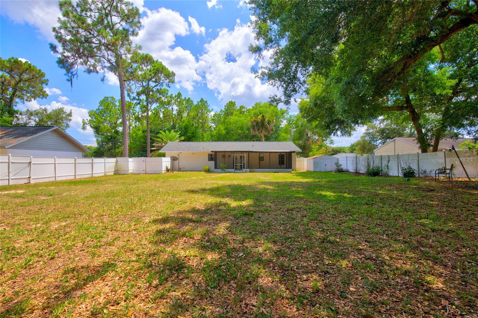 27 Cedar Trce Property Photo 13