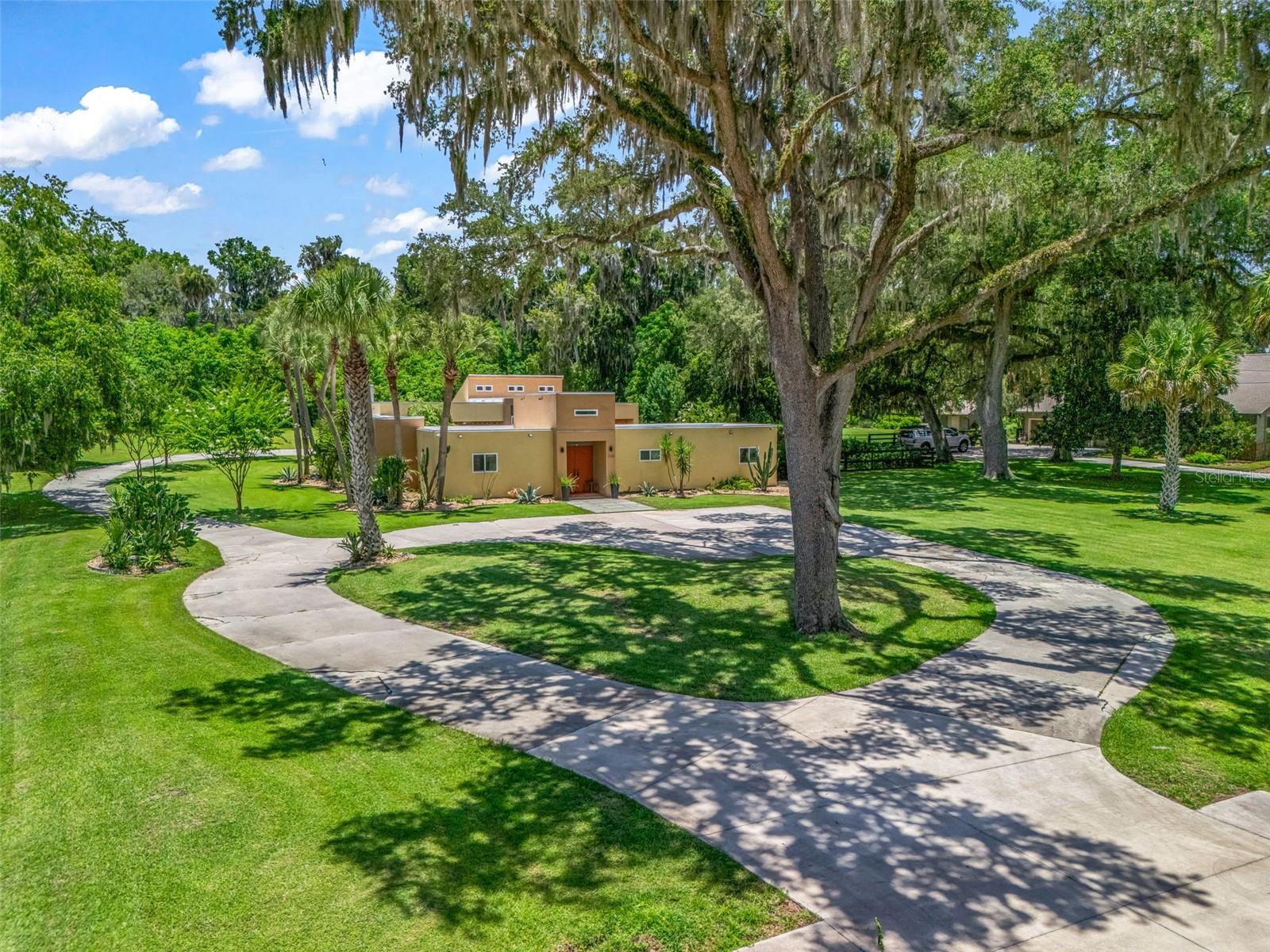 2330 SW 37 ST