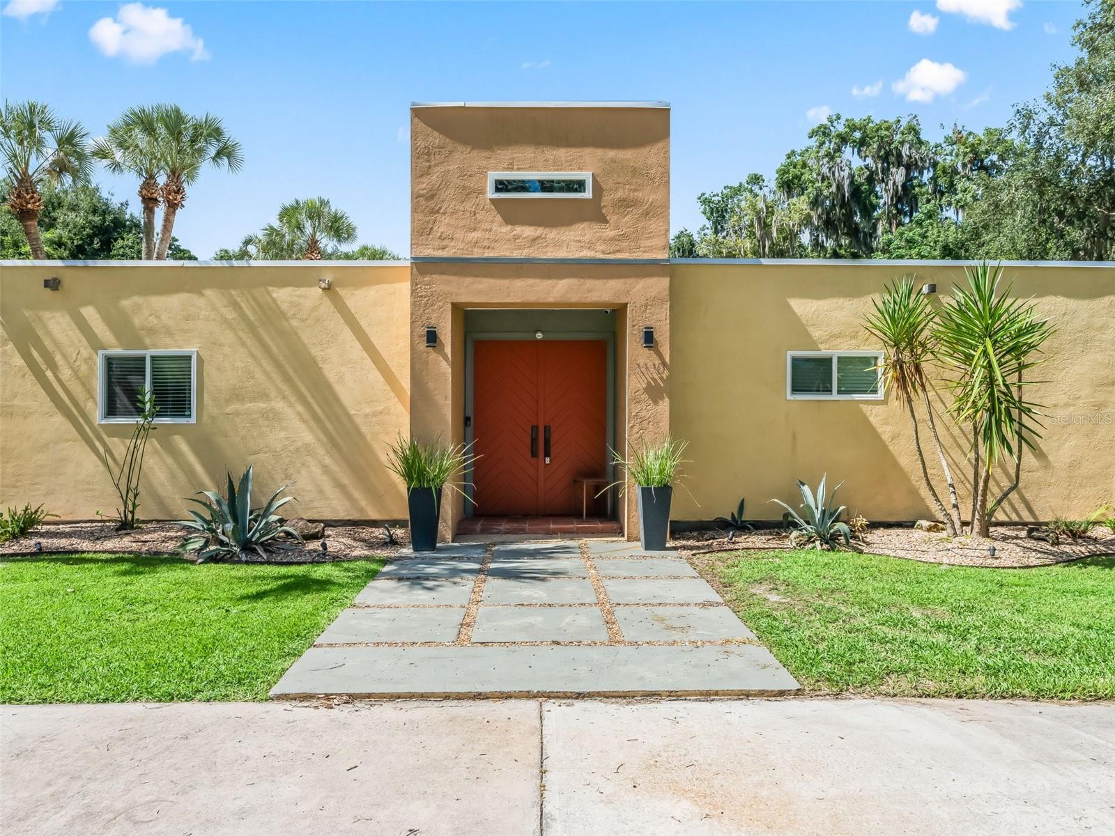2330 Sw 37 St Property Photo 6
