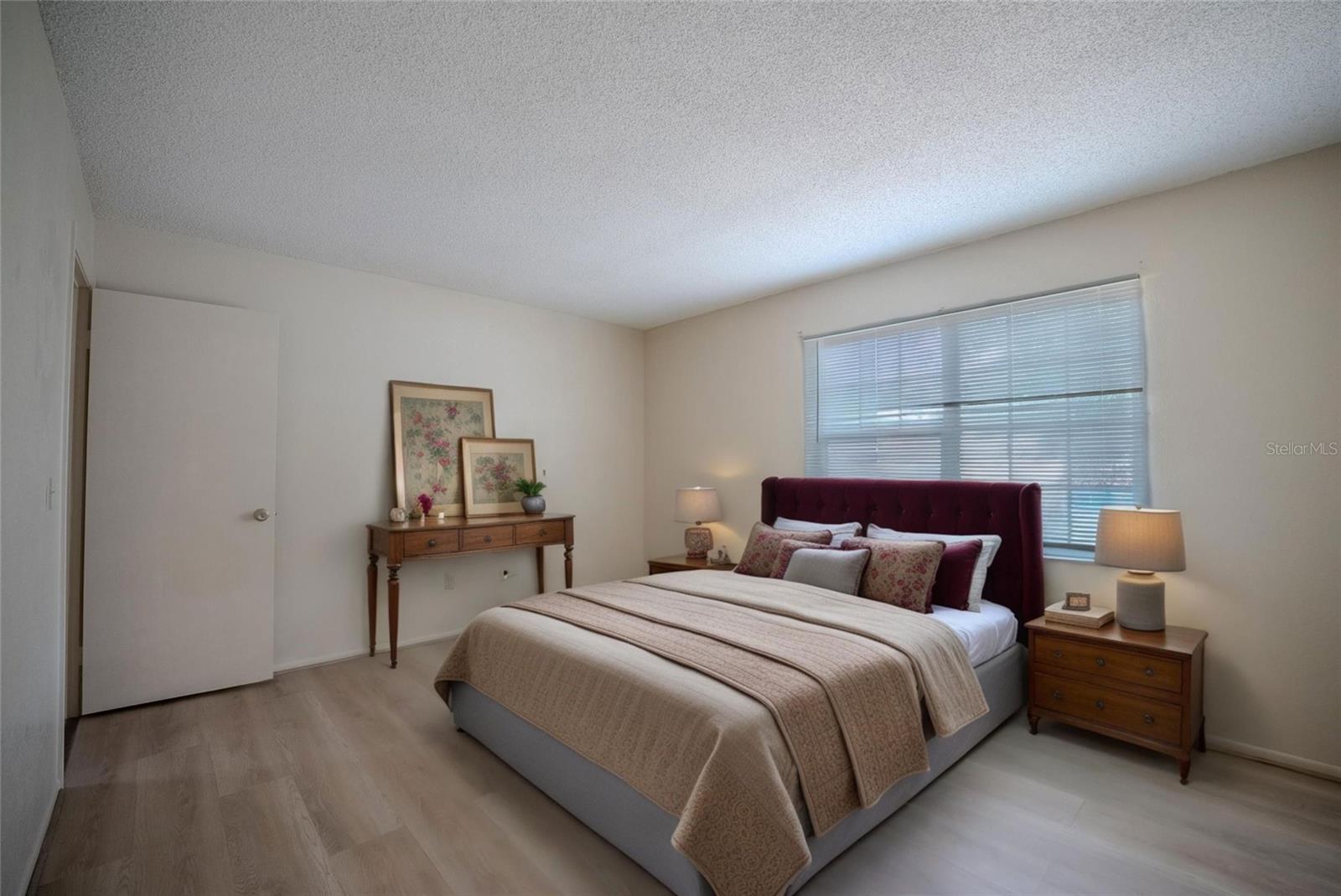 21 Spring Loop Cir Property Photo 8