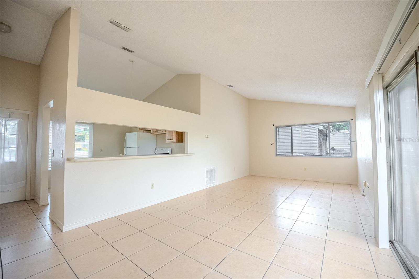 21 Spring Loop Cir Property Photo 12