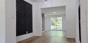 1152 Ne 9 St Property Photo 15