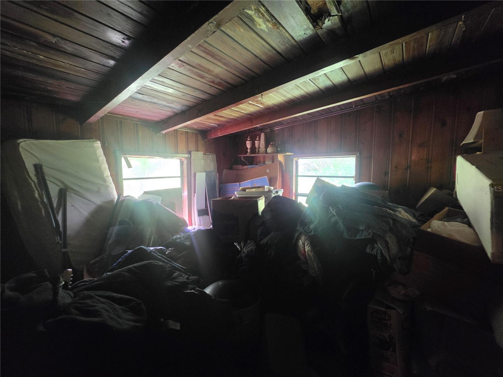 515 Ella Ave Property Photo 31
