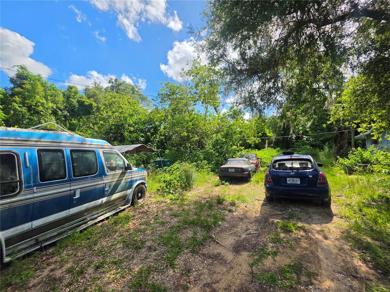 515 Ella Ave Property Photo 38