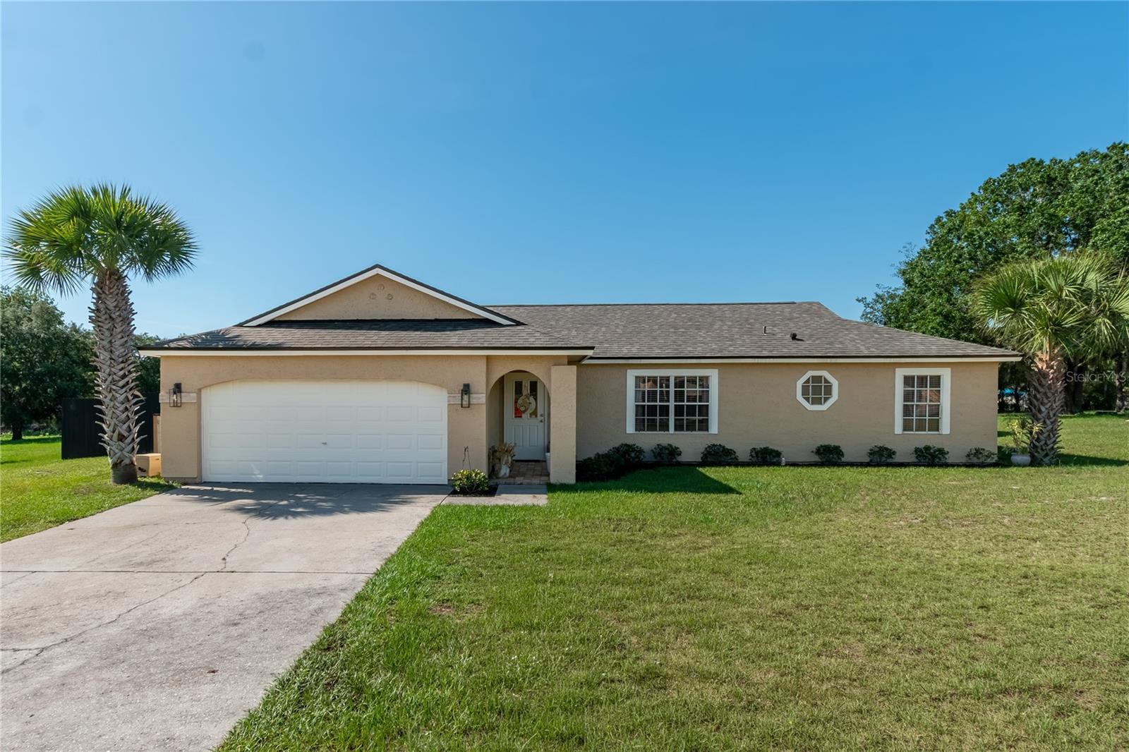 308 OAK LANE PASS Property Photo 1