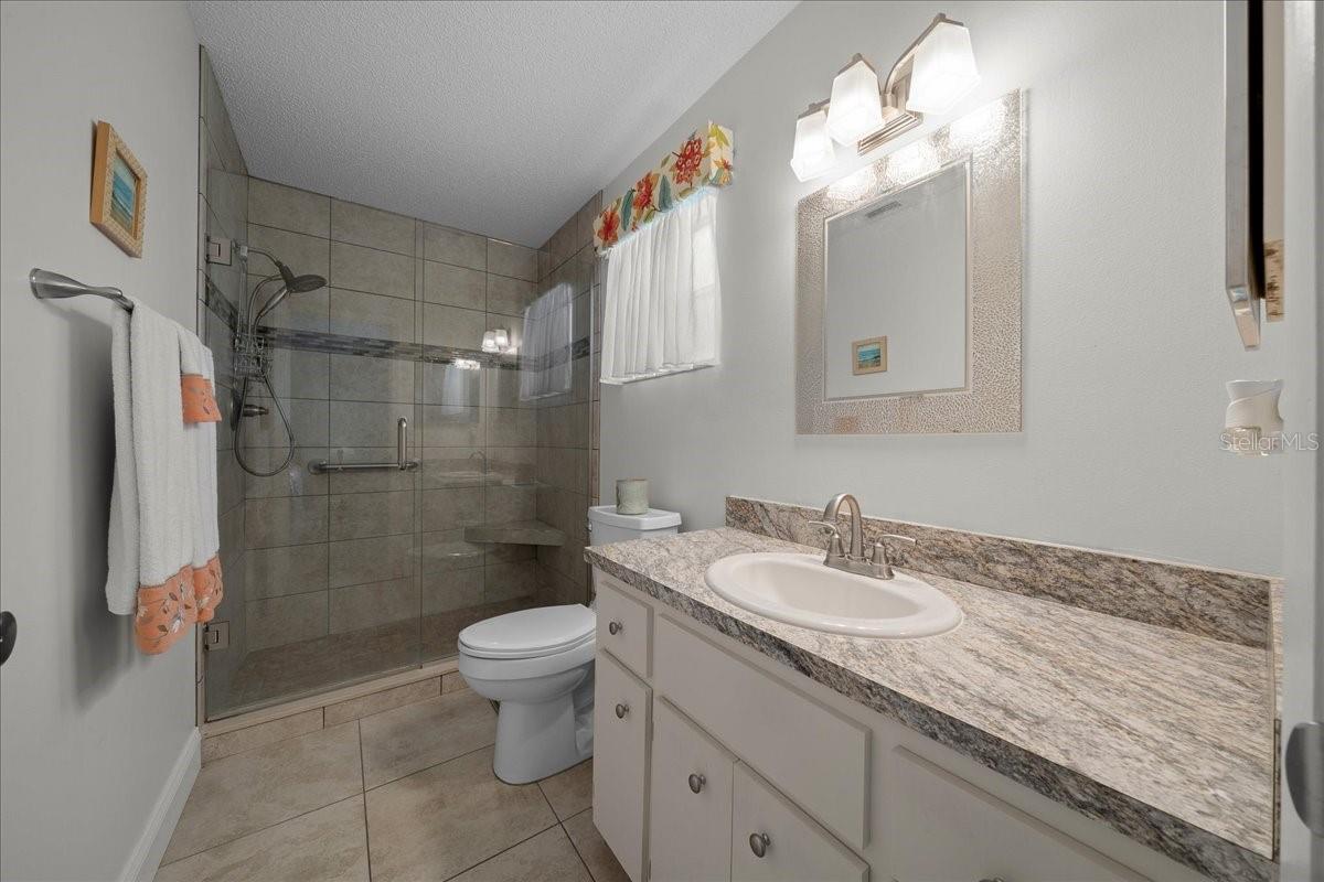 8715 Sw 97th St #e Property Photo 34