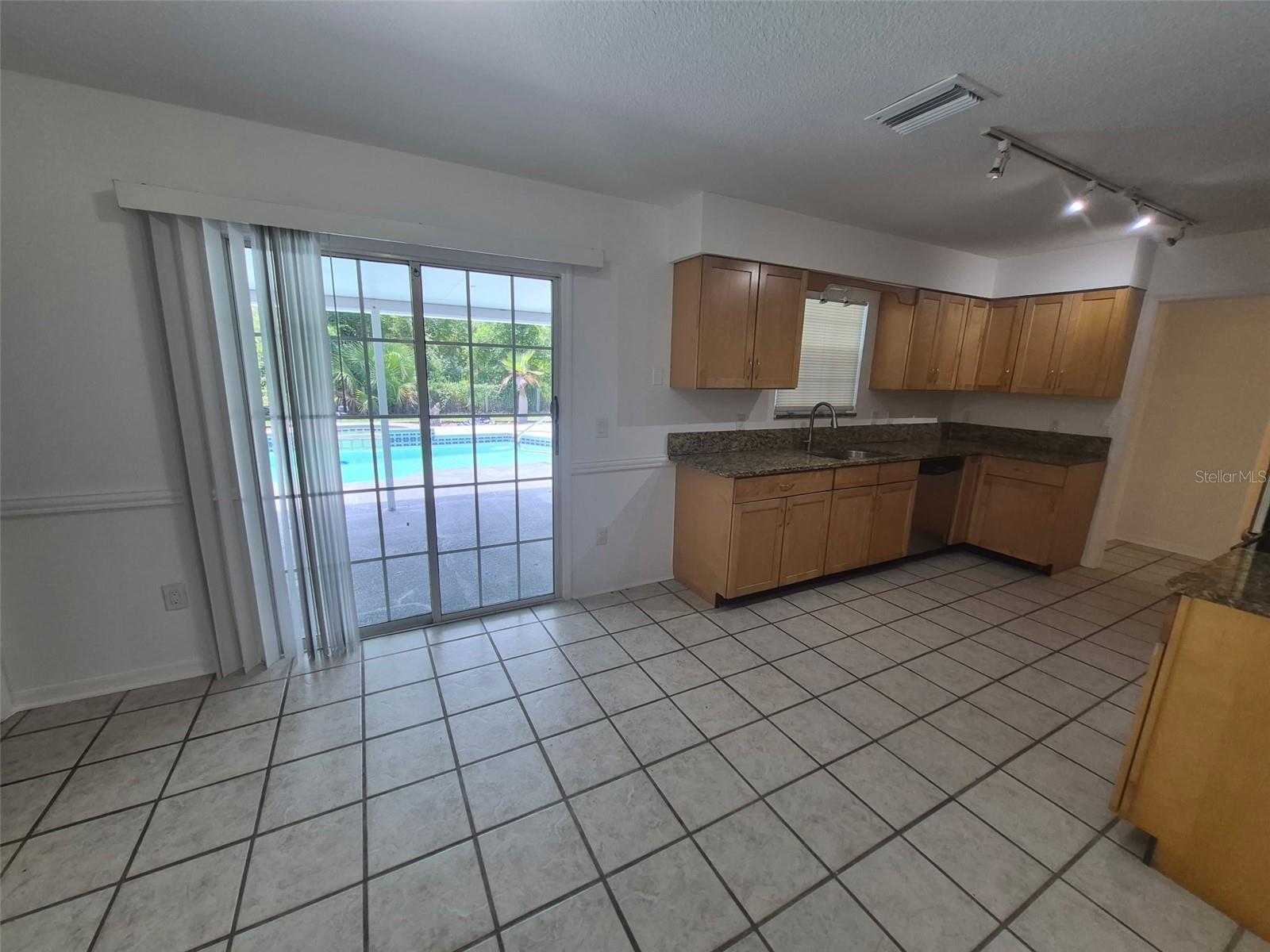 9 Teak Way Dr Property Photo 10