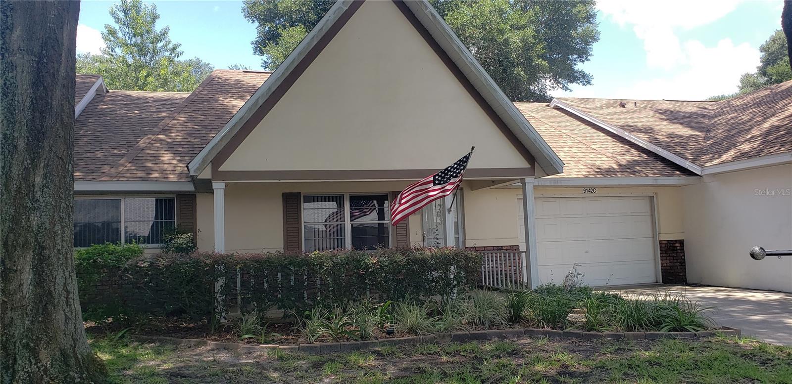9142 SW 82ND TER #C Property Photo 1