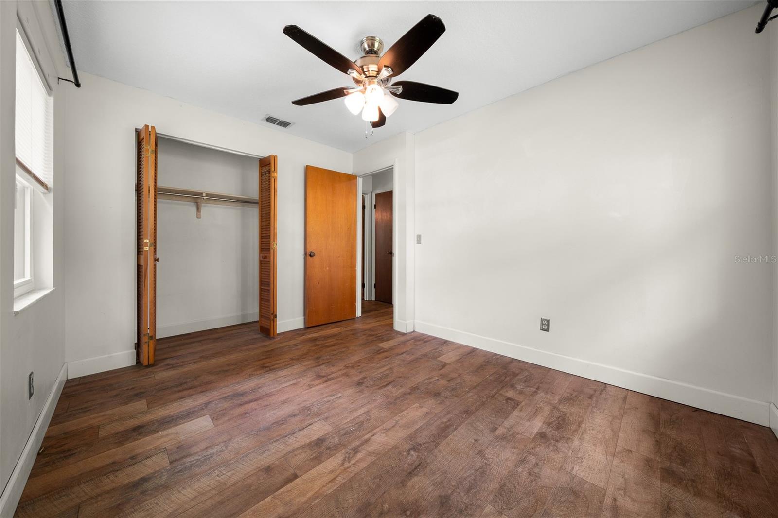1870 Se 38th St Property Photo 28