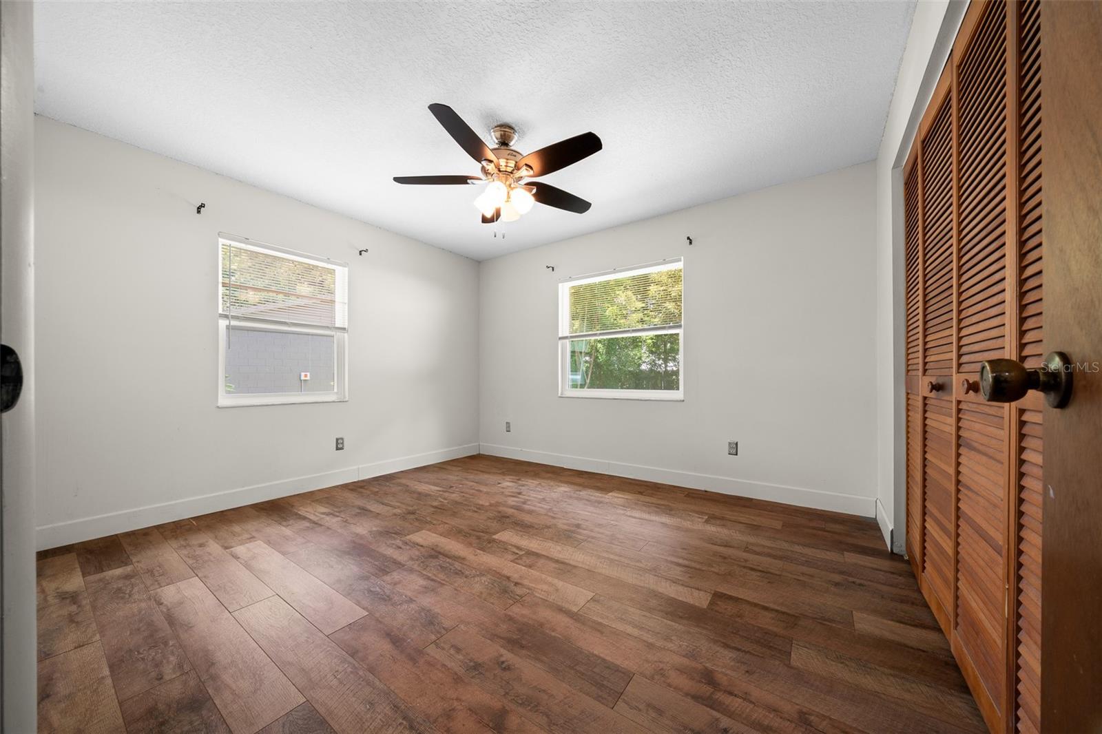1870 Se 38th St Property Photo 31