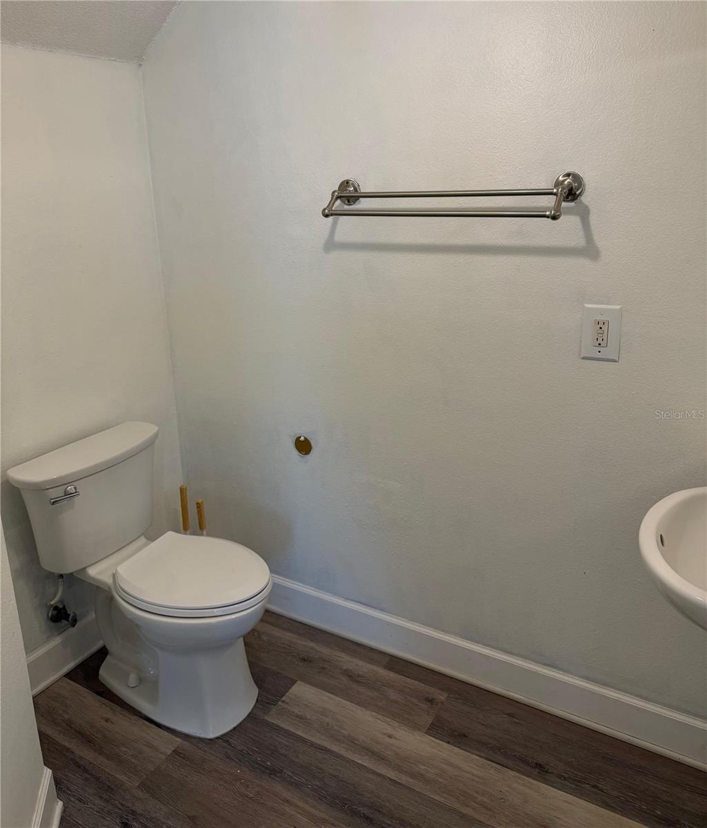 2235 Fluorshire Dr Property Photo 11