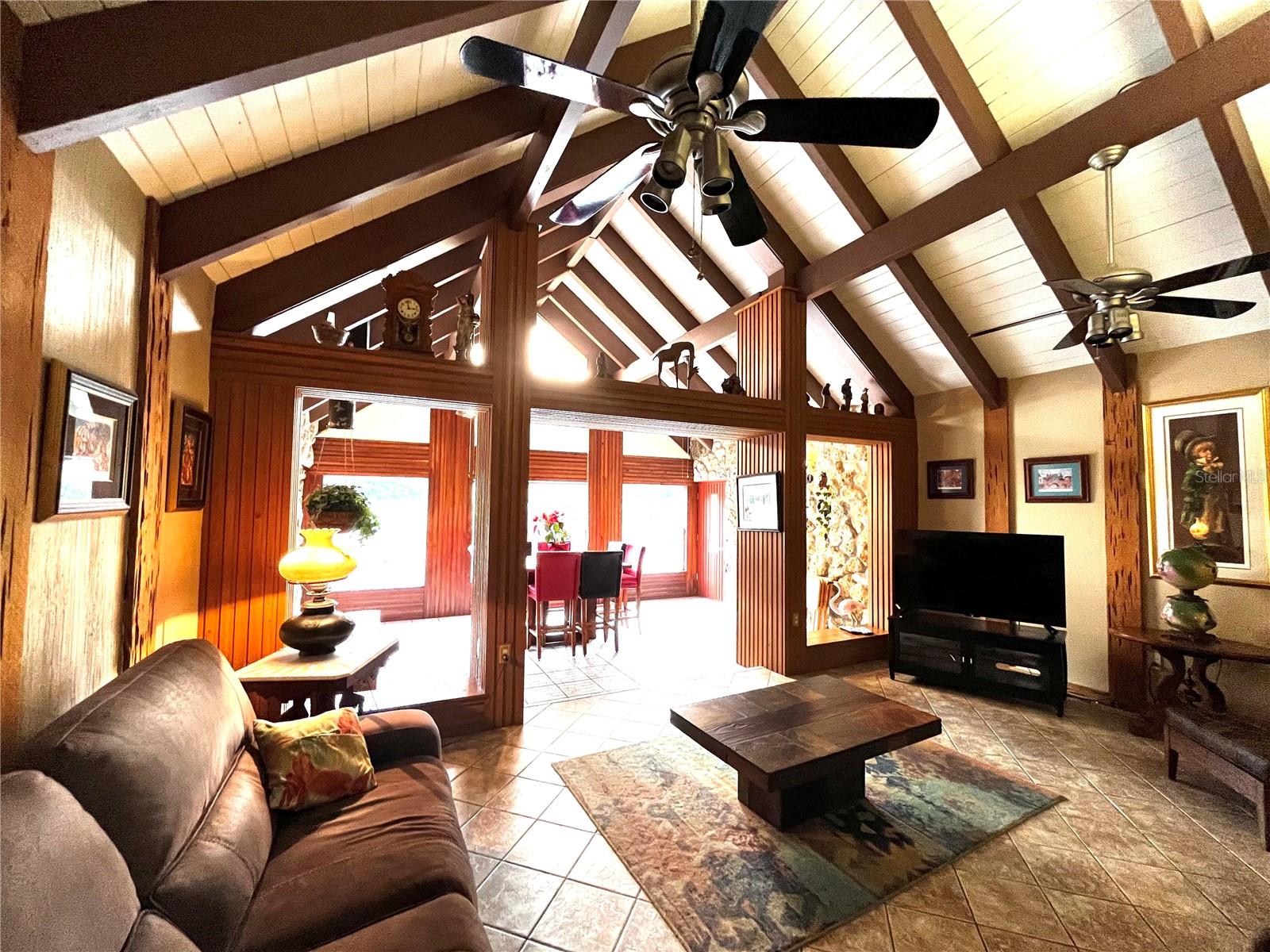 7 Meadow Wood Dr Property Photo 11