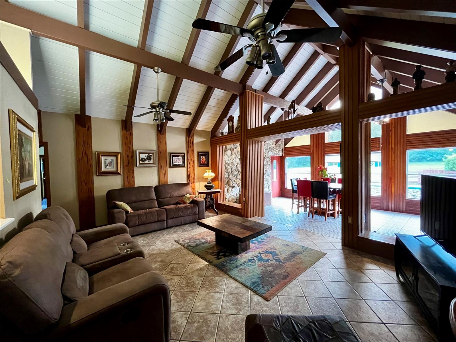 7 Meadow Wood Dr Property Photo 12