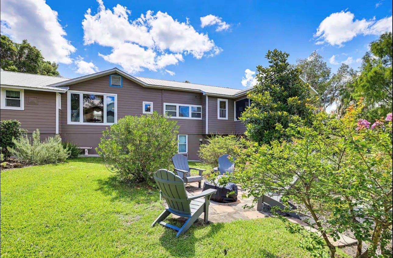 20906 River Dr Property Photo 2