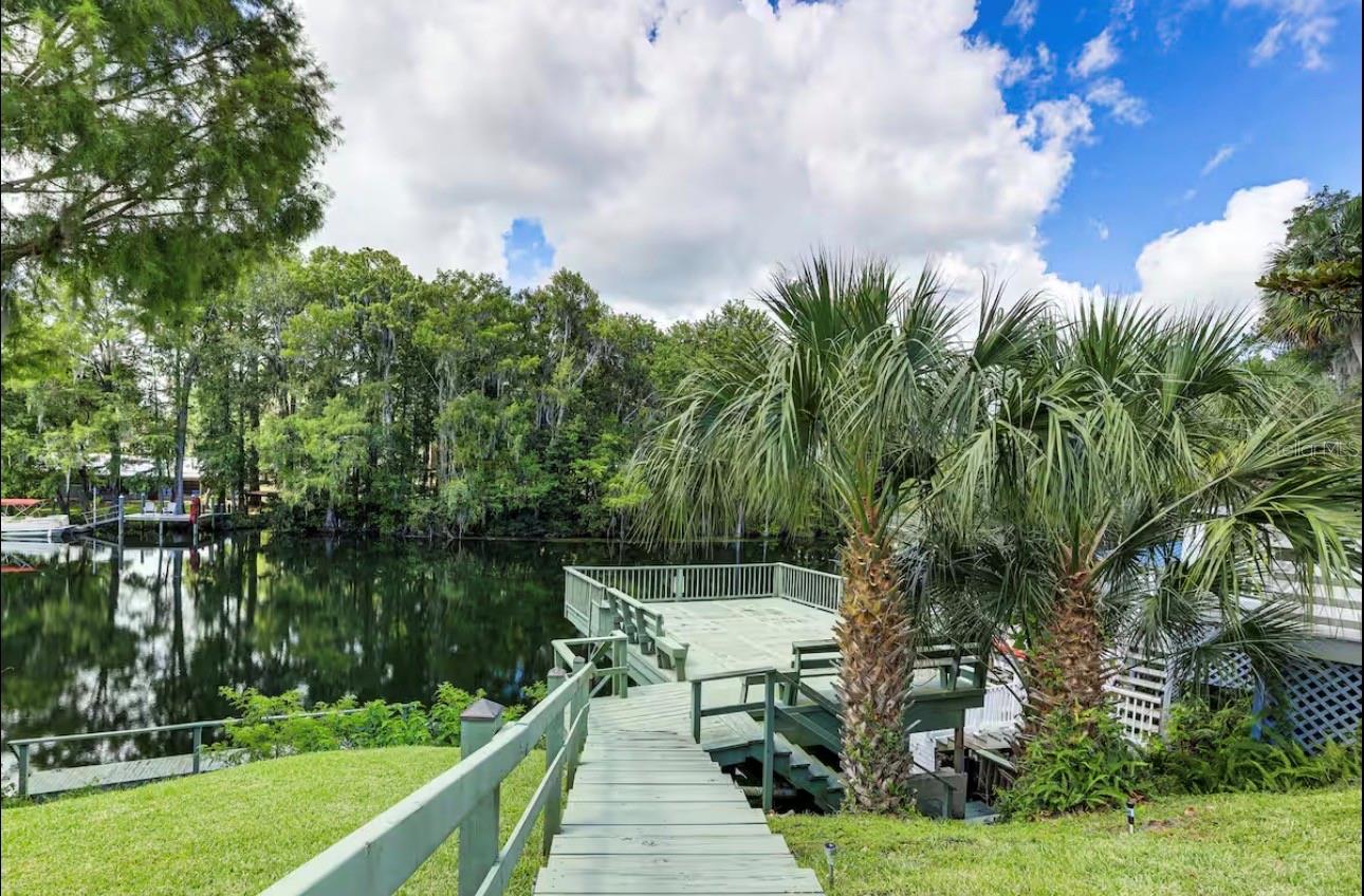 20906 River Dr Property Photo 3