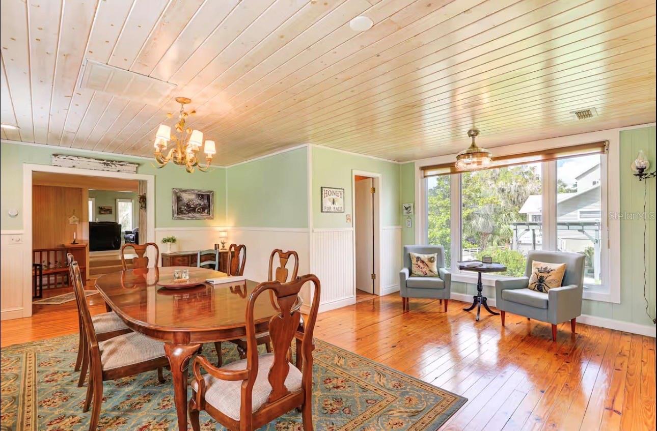 20906 River Dr Property Photo 12