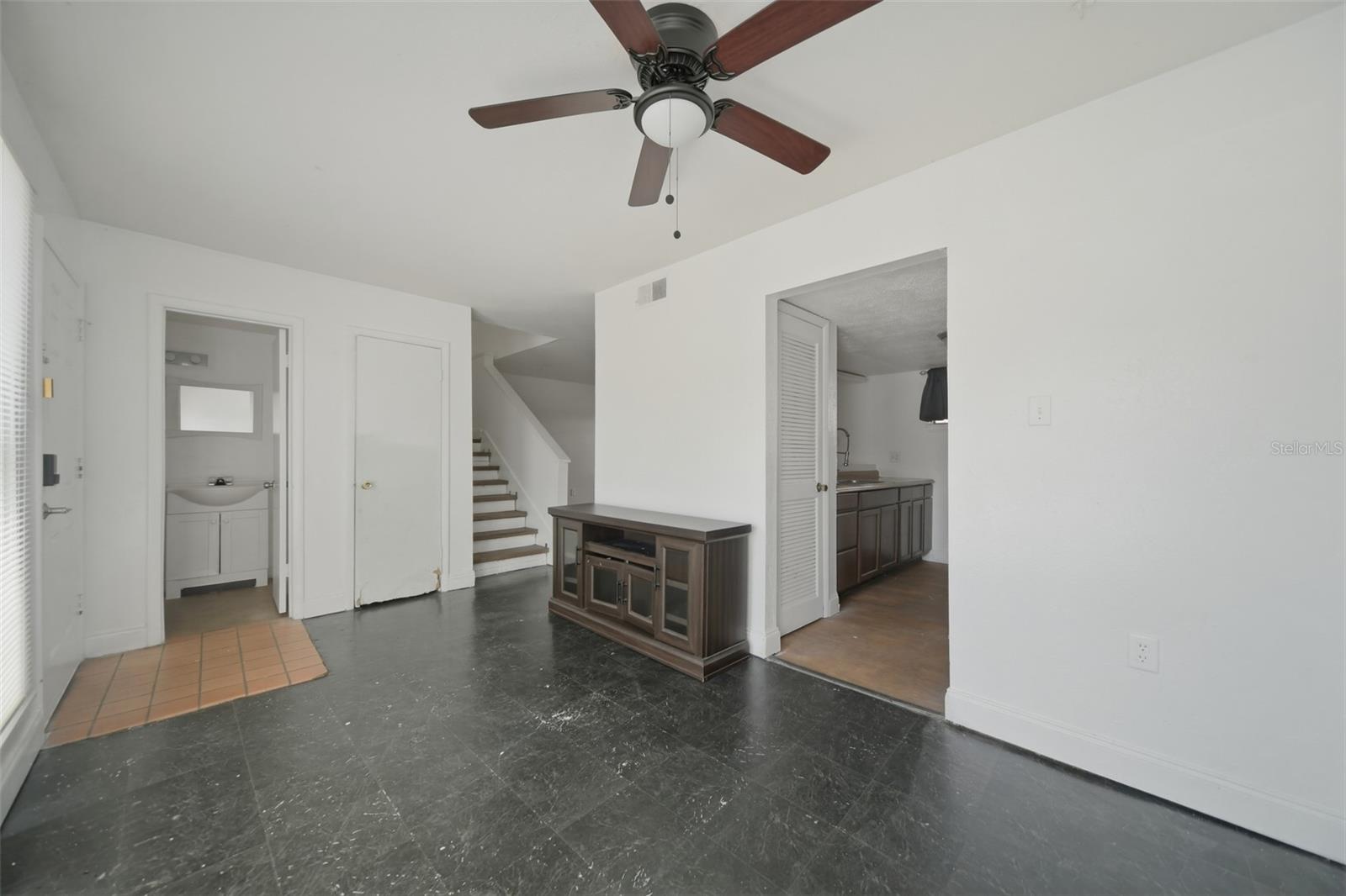 4001 Dolomite St #b1 Property Photo 5