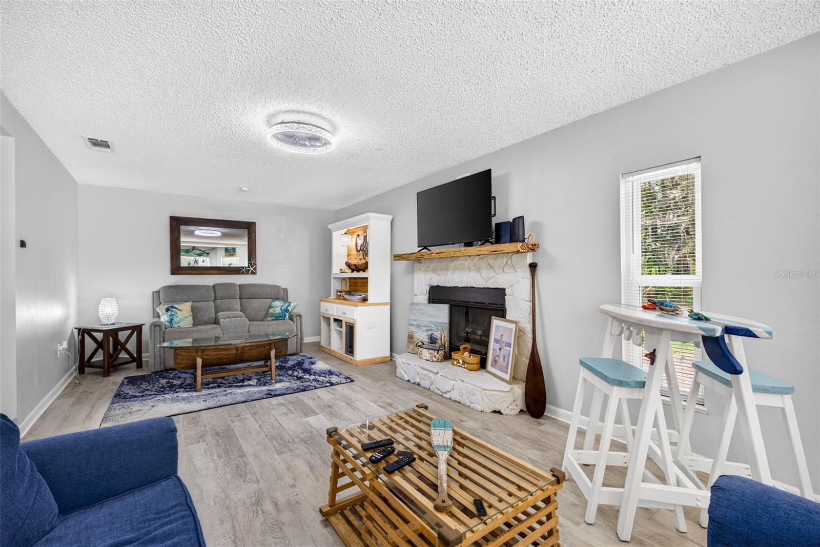 5304 S James Ter Property Photo 10