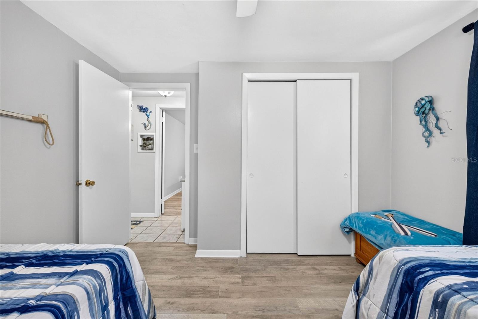 5304 S James Ter Property Photo 20