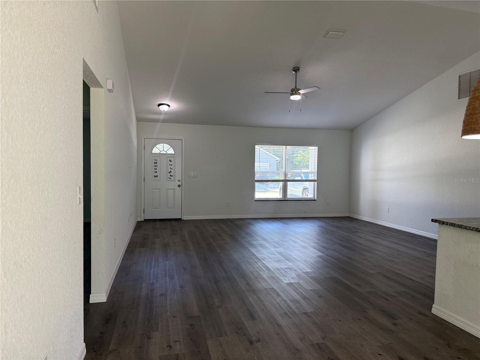 2210 Se 68th St Property Photo 4