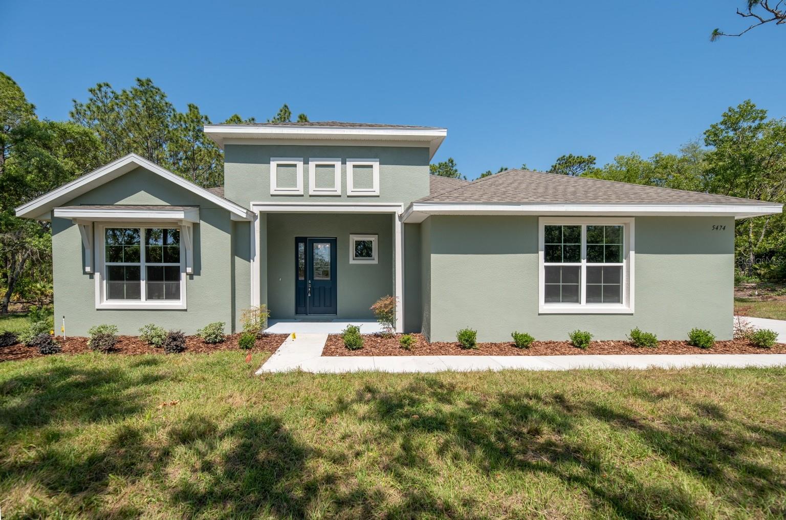 1834 Nw 79th Loop Property Photo 1