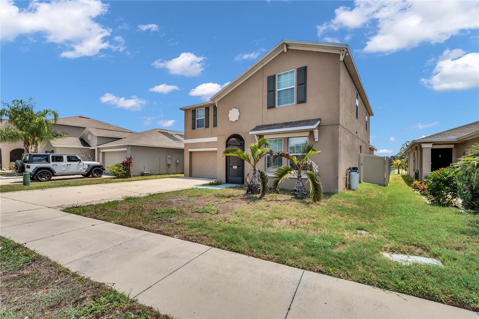 1739 Broad Winged Hawk Dr Property Photo 3