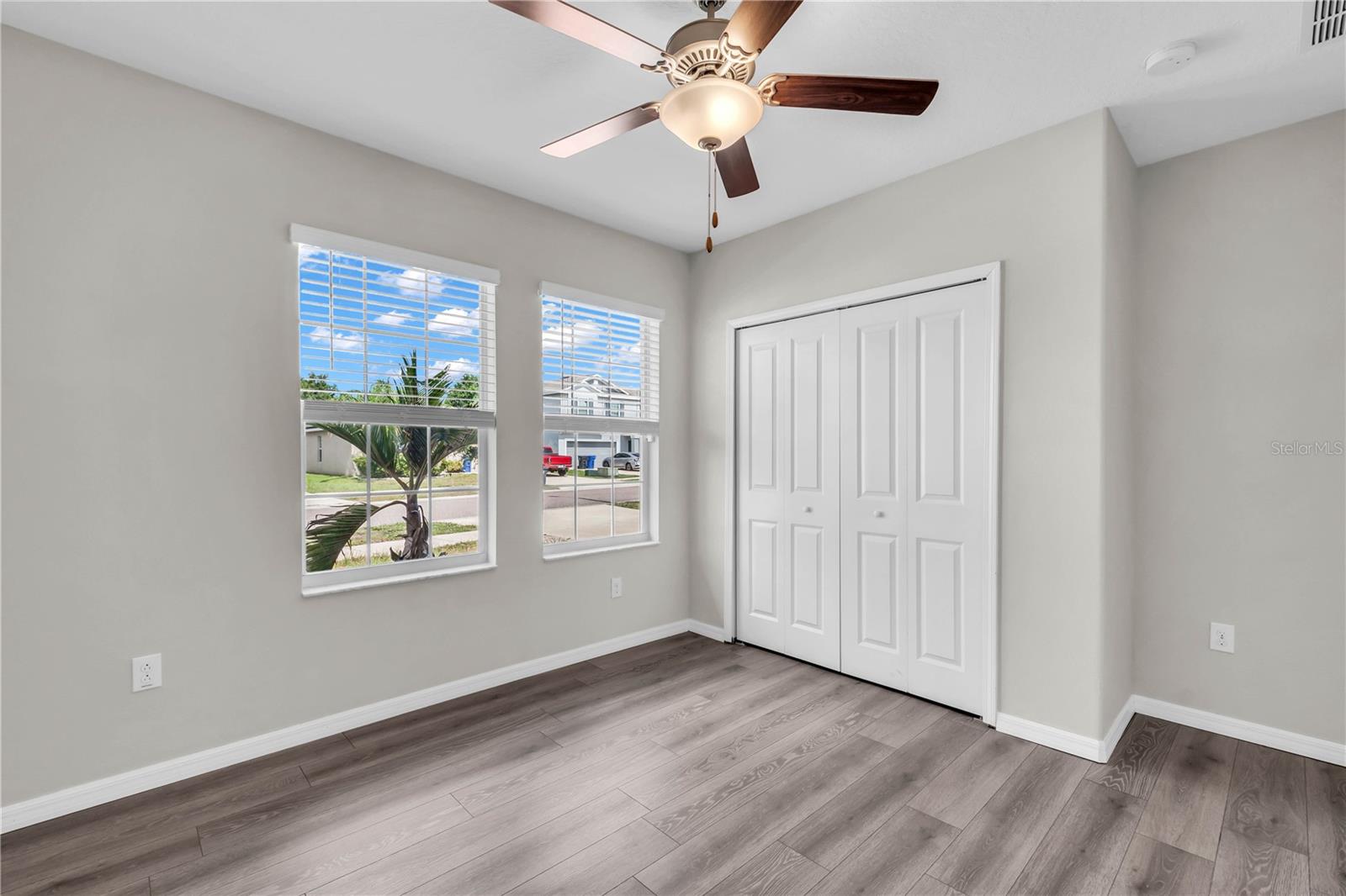 1739 Broad Winged Hawk Dr Property Photo 12