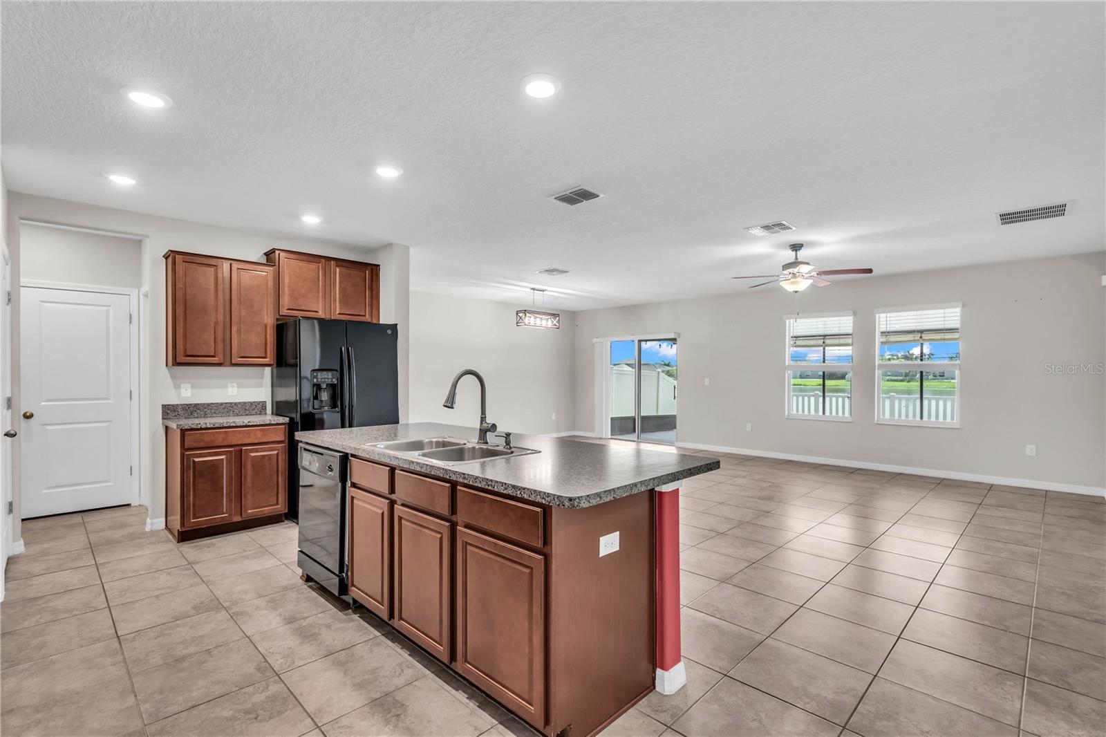 1739 Broad Winged Hawk Dr Property Photo 29