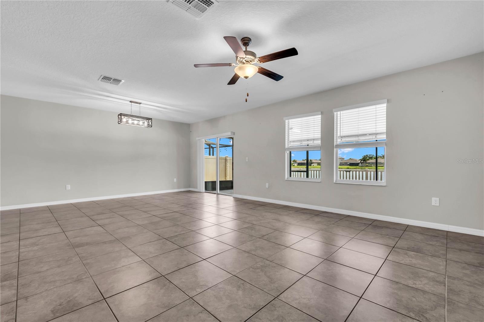 1739 Broad Winged Hawk Dr Property Photo 31