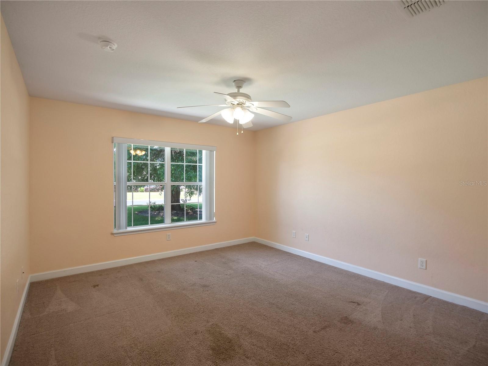 1258 Ne 51st Loop Property Photo 22