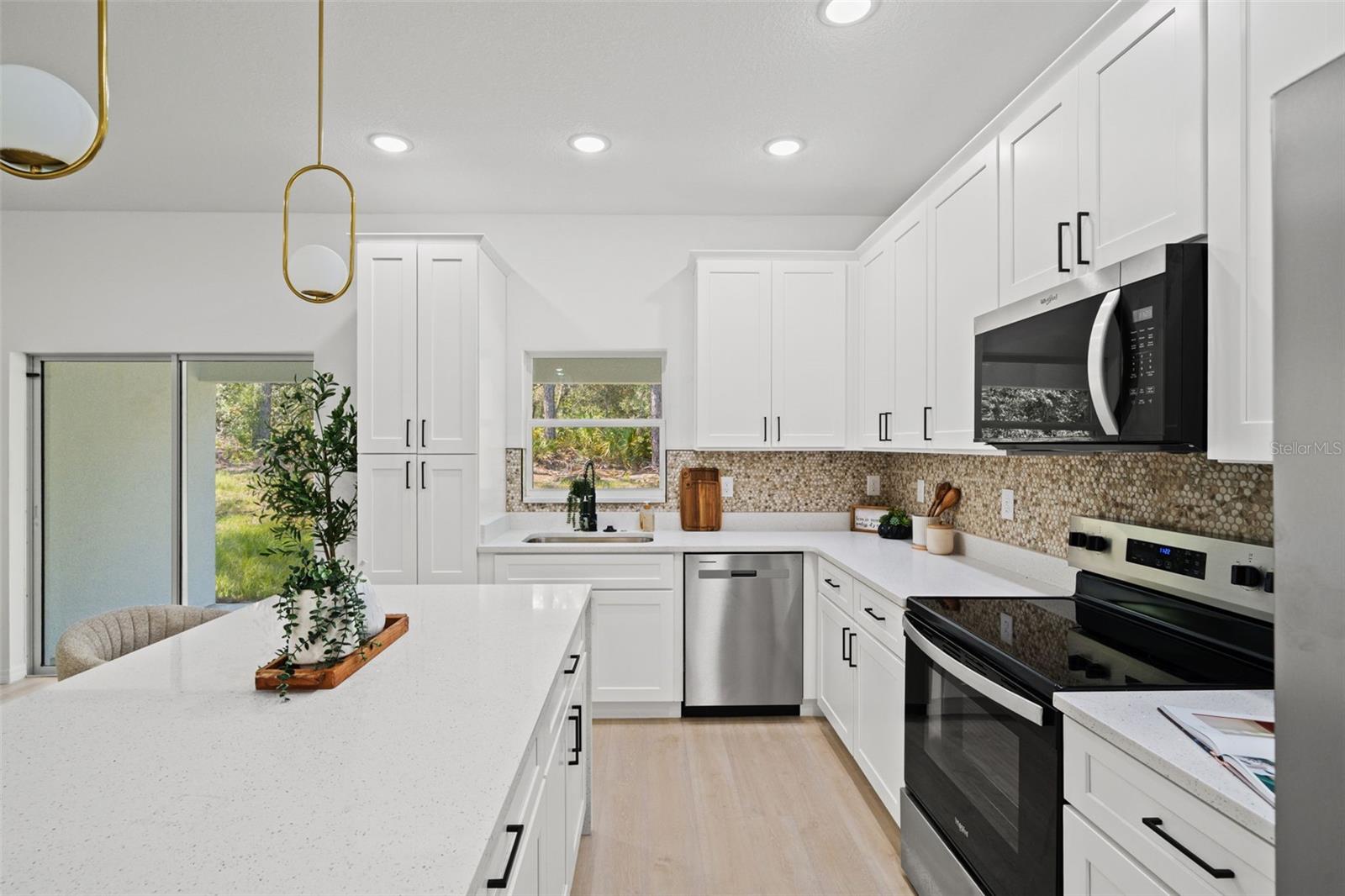 2784 W Paragon Property Photo 11