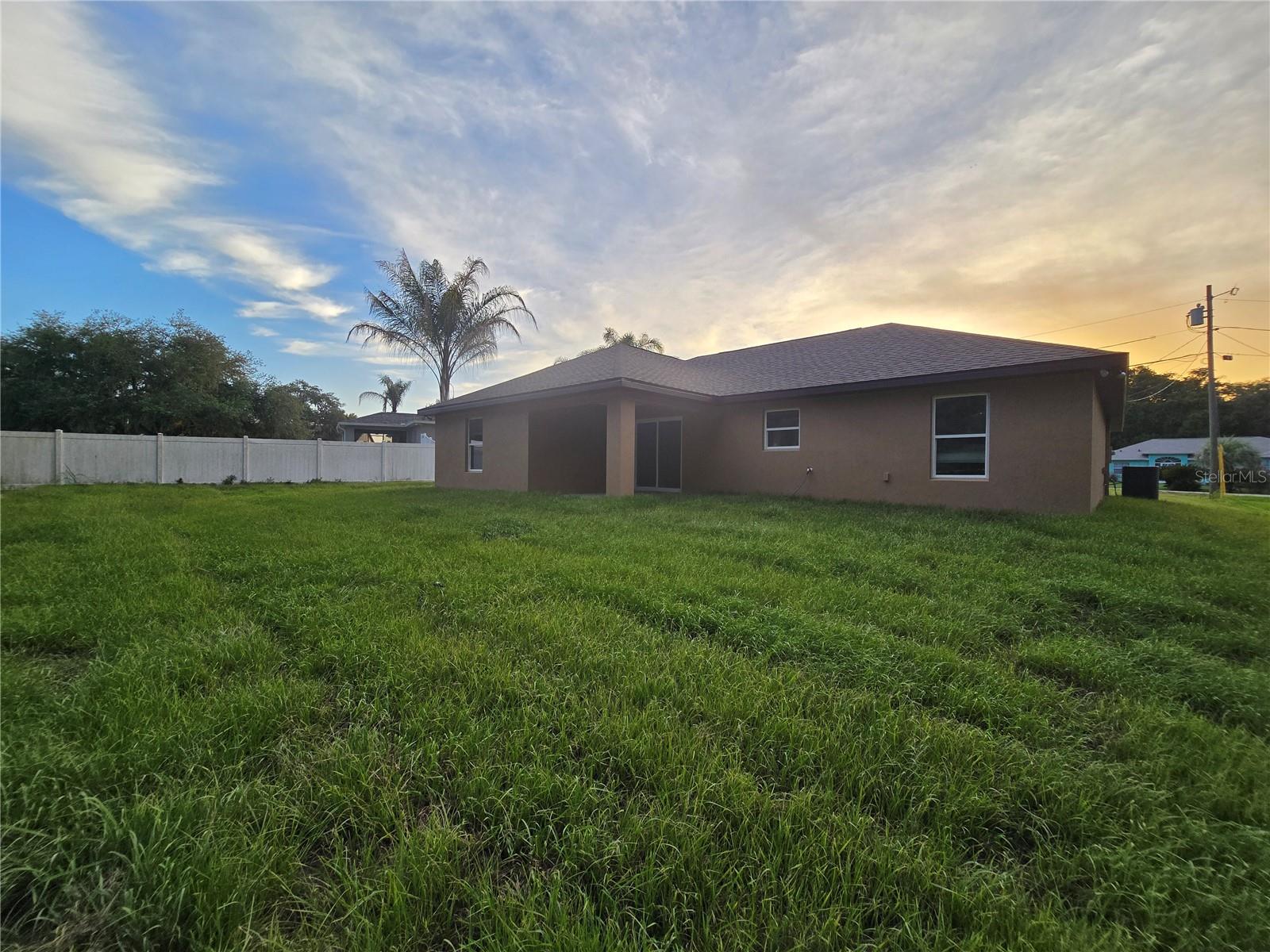203 Emerald Rd Property Photo 6