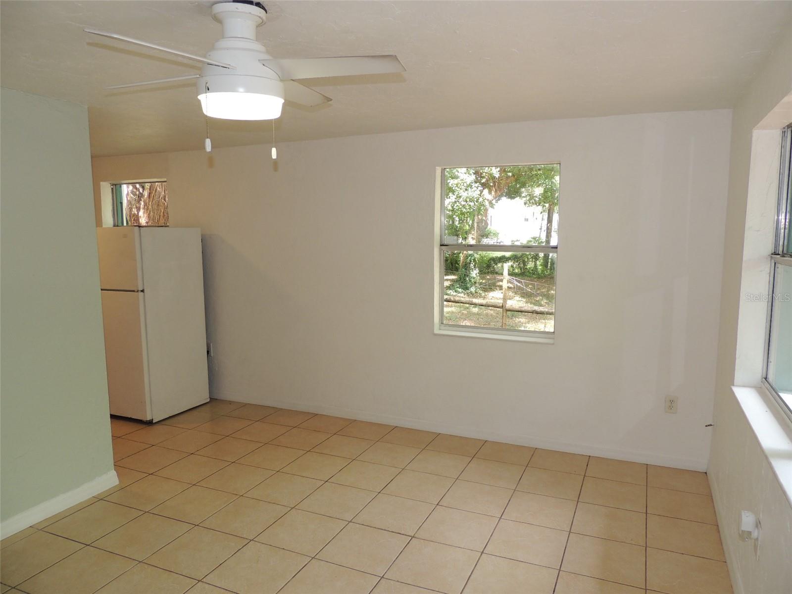 1146 Ne 2nd Pl Property Photo 13
