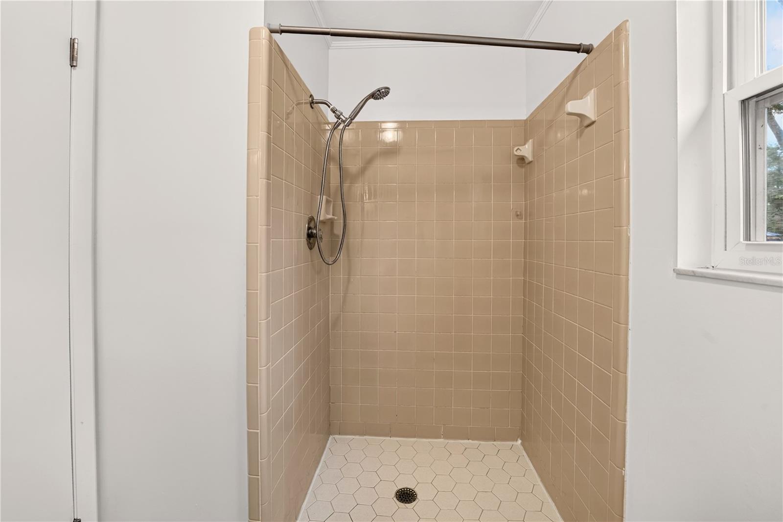 507 Governor Ave Ne Property Photo 37