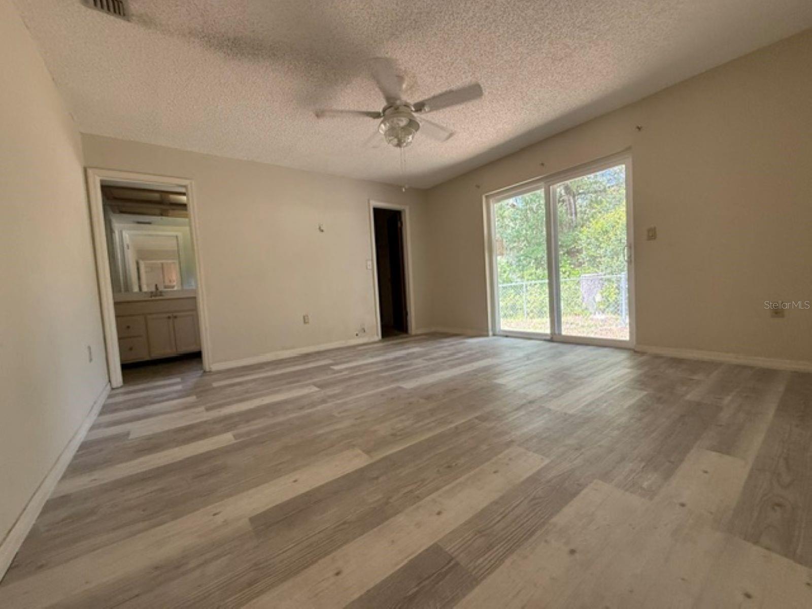 11160 Sw 136th Court Rd Property Photo 6