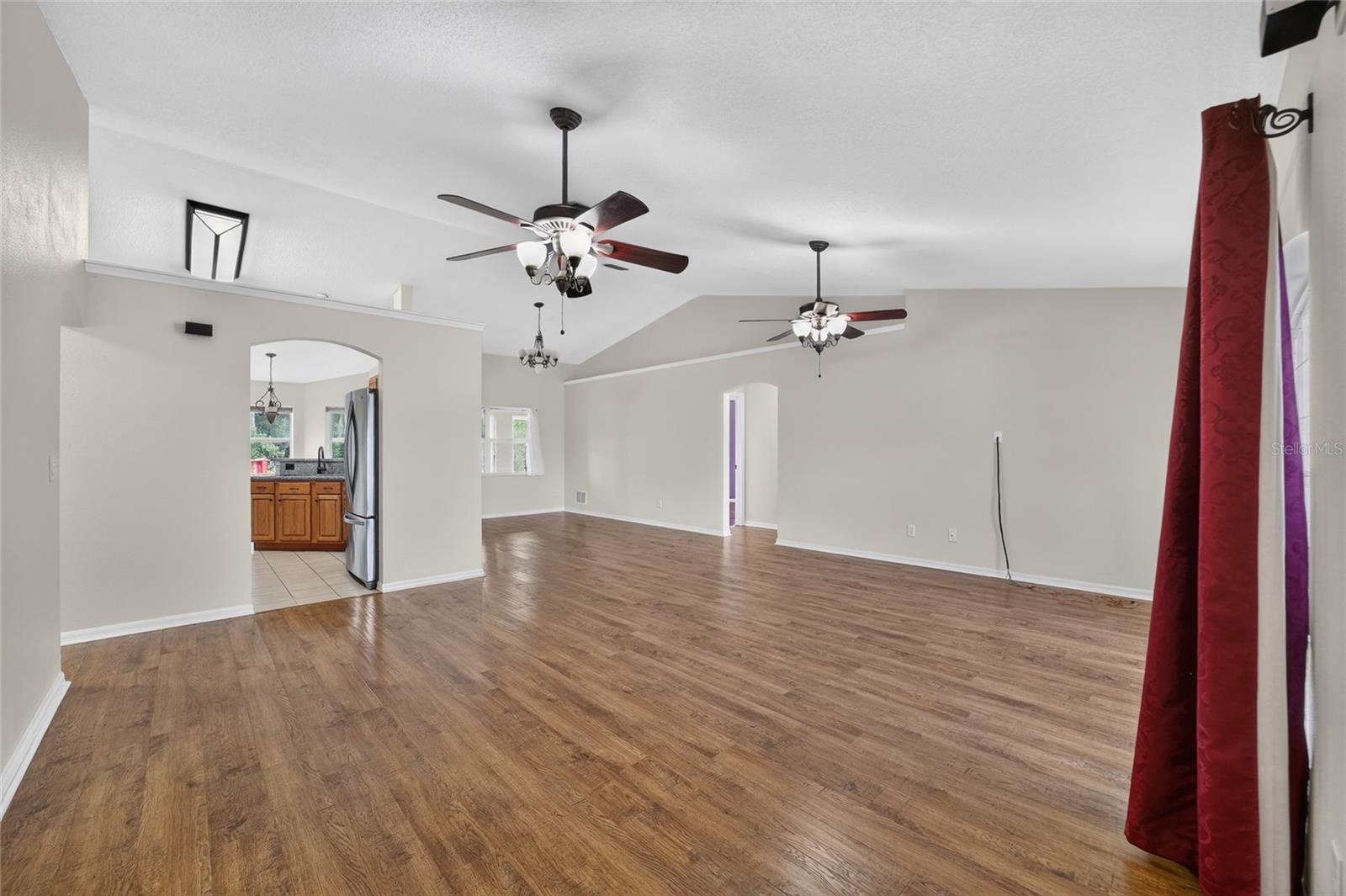 10384 Sw 41st Ct Property Photo 6