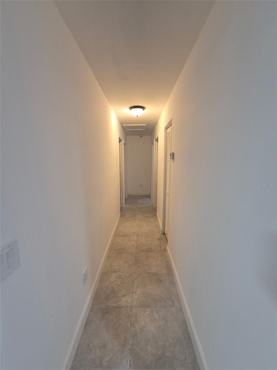 5907 Nw 64th St Property Photo 7