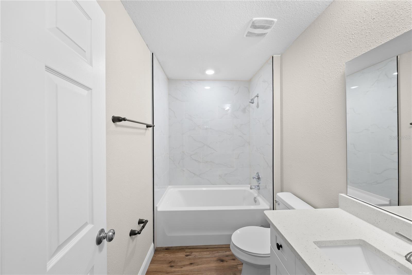 6026 Nw 65th St Property Photo 18