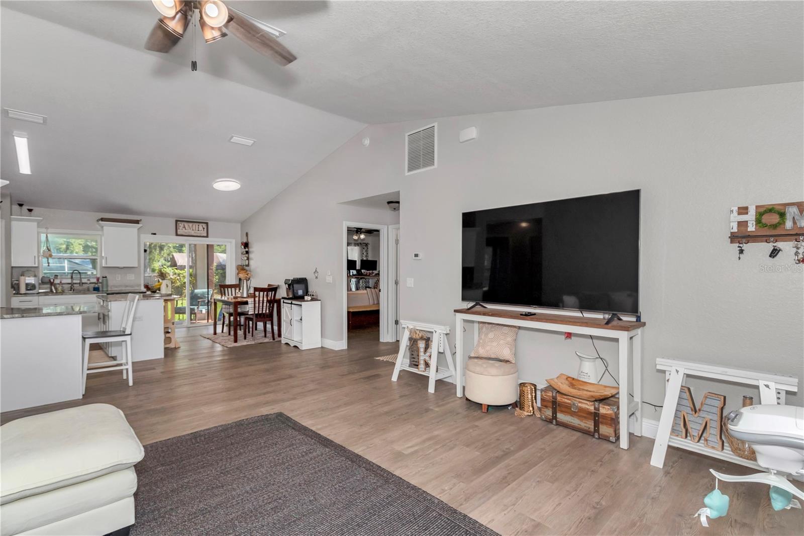 3535 Se 131st Place Property Photo 8