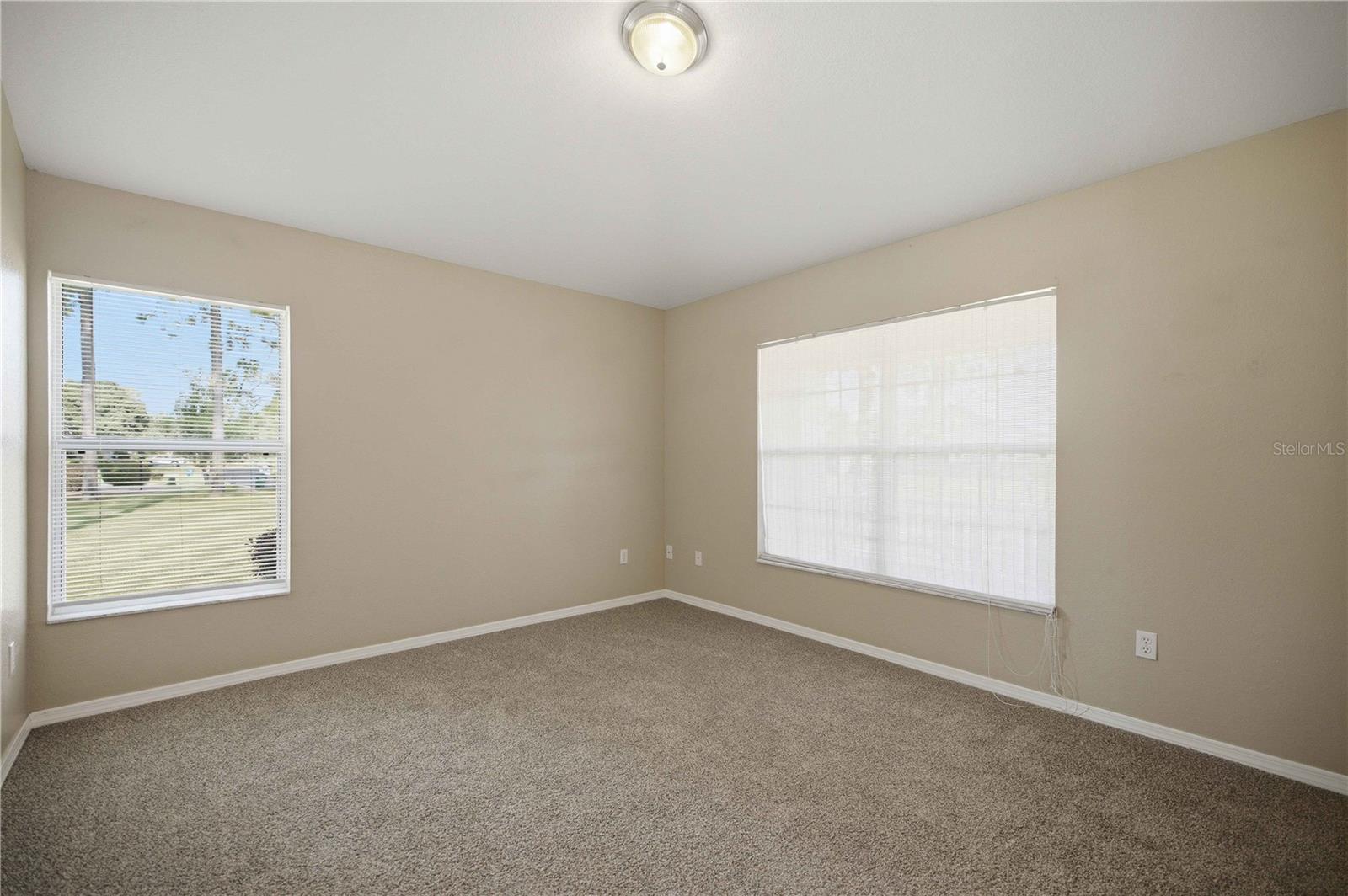334 Lake Dr Property Photo 12