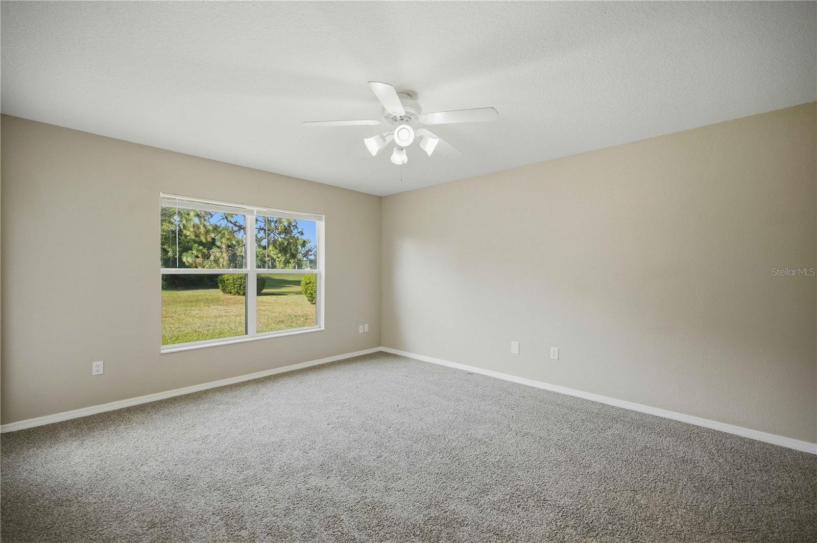 334 Lake Dr Property Photo 14