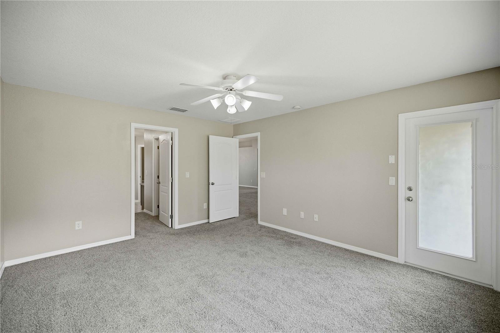 334 Lake Dr Property Photo 15