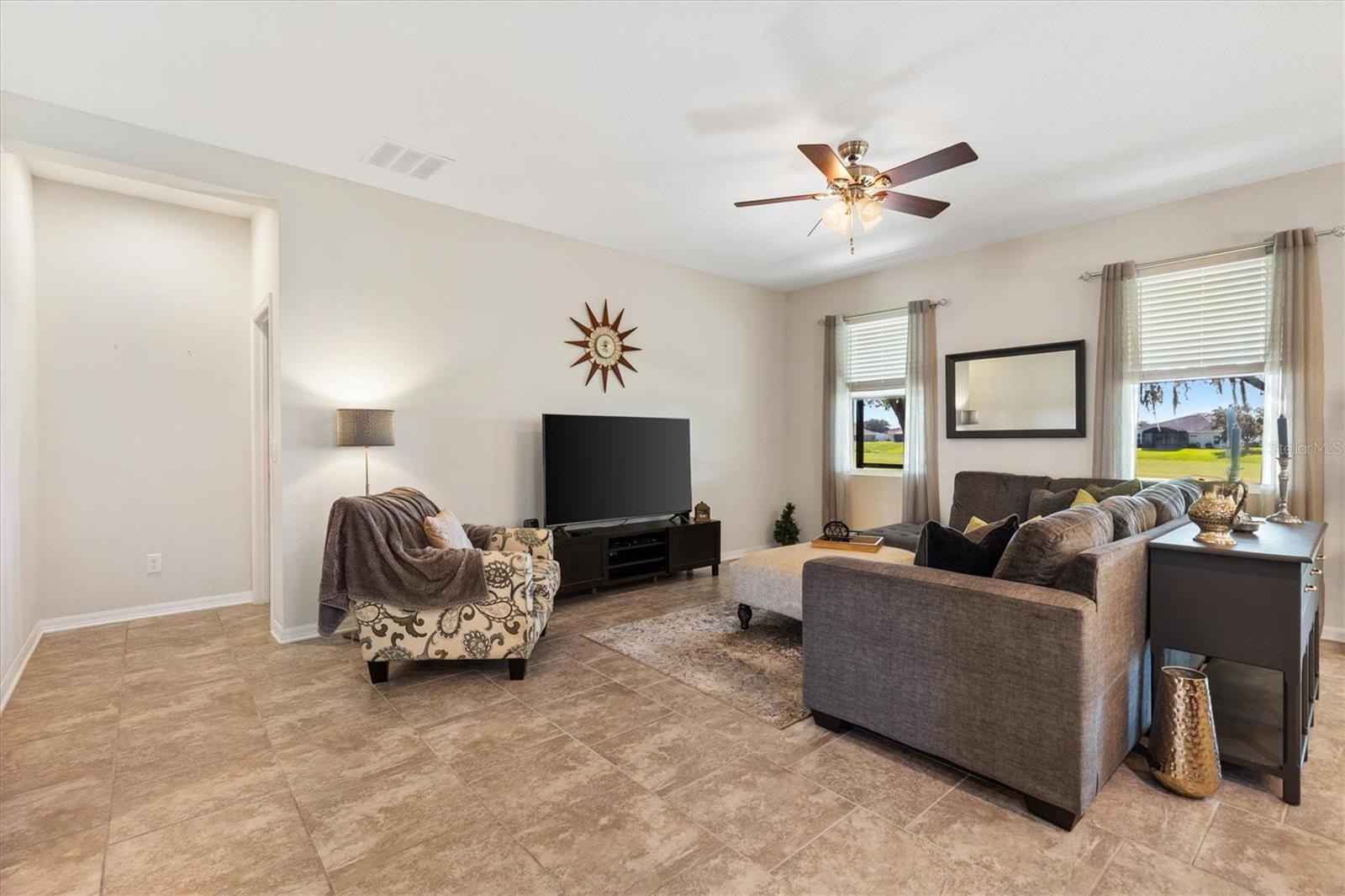 4110 Arlington Ridge Blvd Property Photo 8