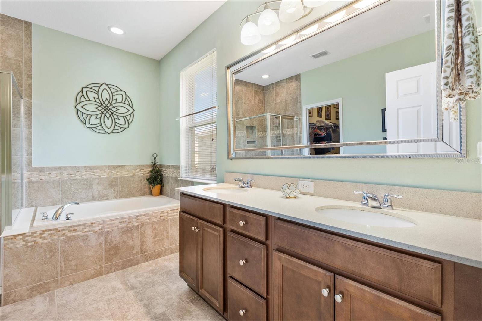 4110 Arlington Ridge Blvd Property Photo 17